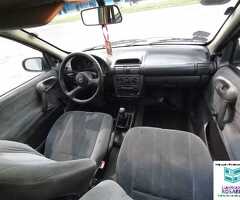 Chevrolet Corsa 1.6 8v año 2000